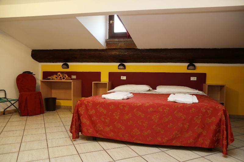 Hotel Mantegna Stazione Mantova Ngoại thất bức ảnh