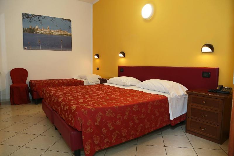 Hotel Mantegna Stazione Mantova Ngoại thất bức ảnh