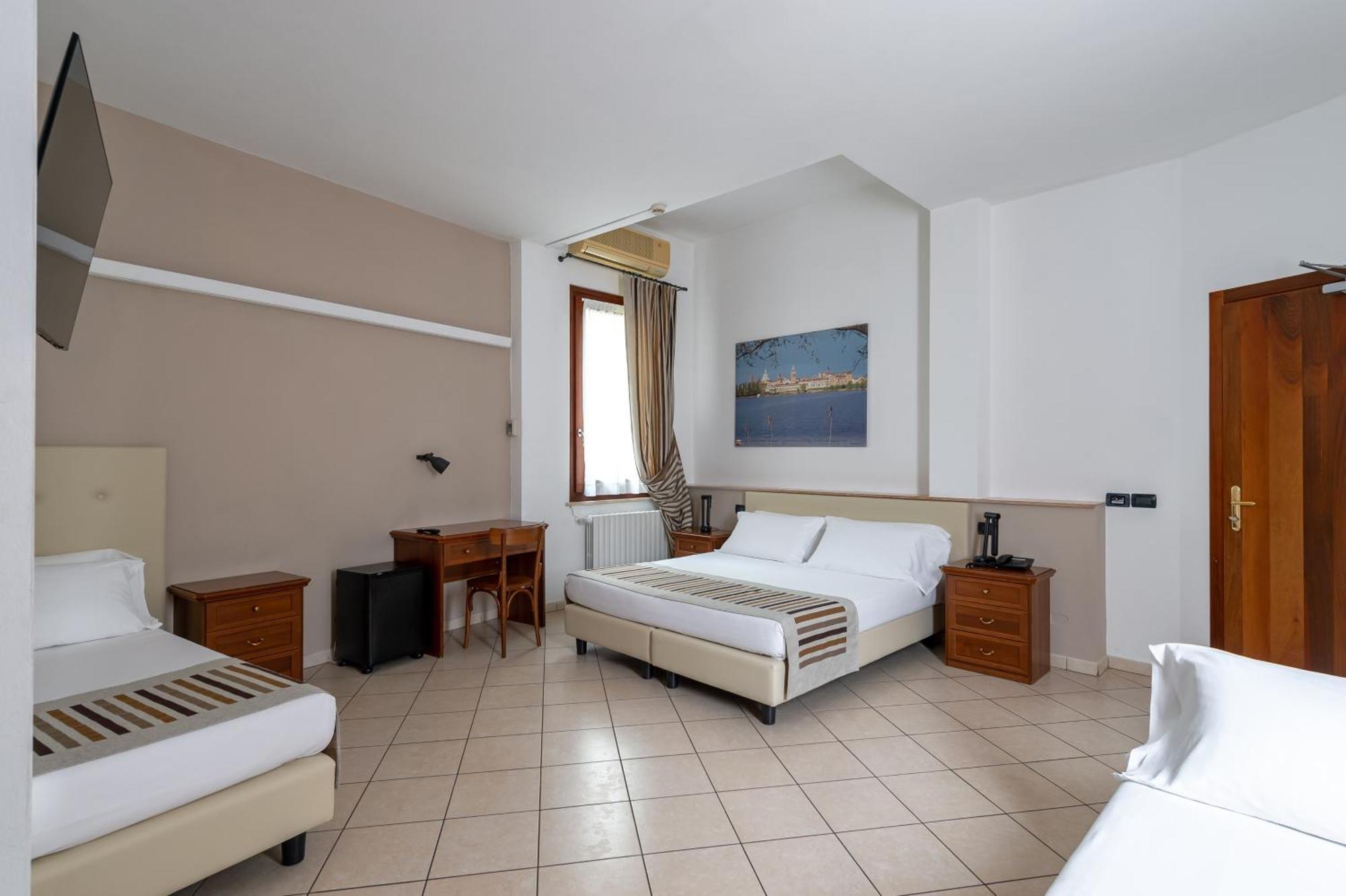 Hotel Mantegna Stazione Mantova Ngoại thất bức ảnh