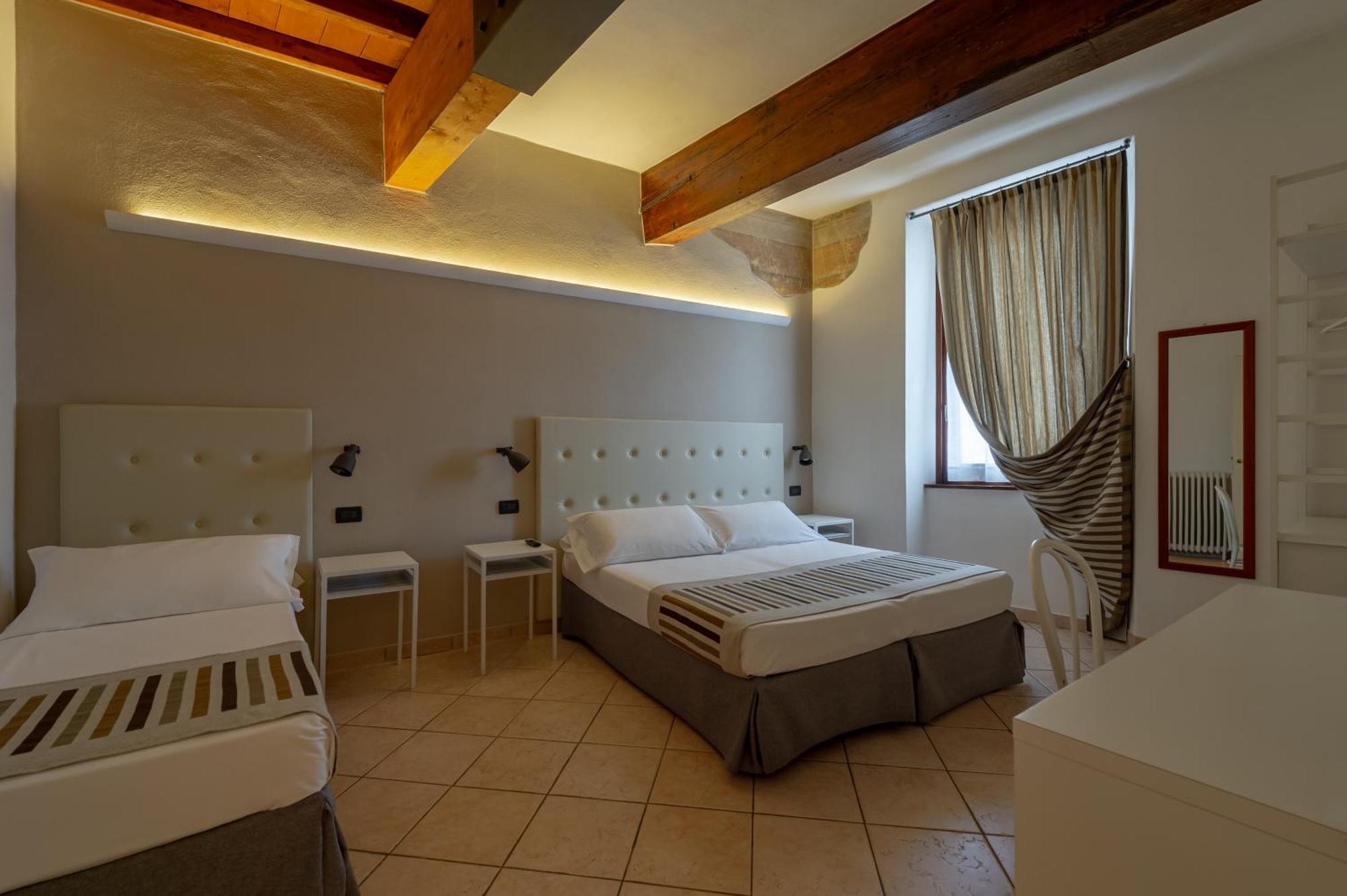 Hotel Mantegna Stazione Mantova Ngoại thất bức ảnh